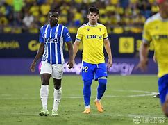 阿拉维斯主帅调整战术，重振球队士气